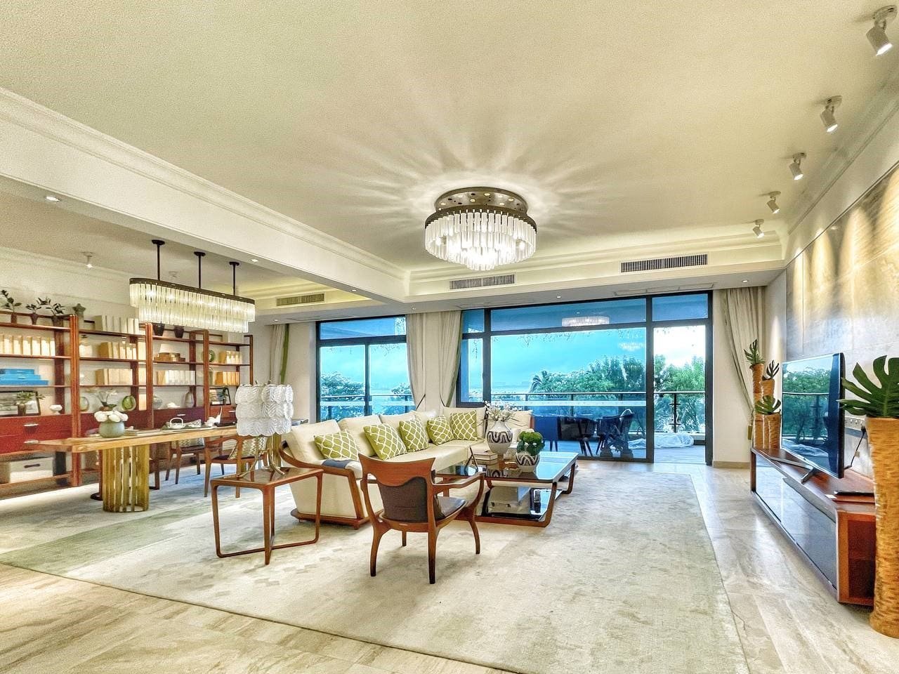 Nigella Park collection interior; show-unit condition may differ
